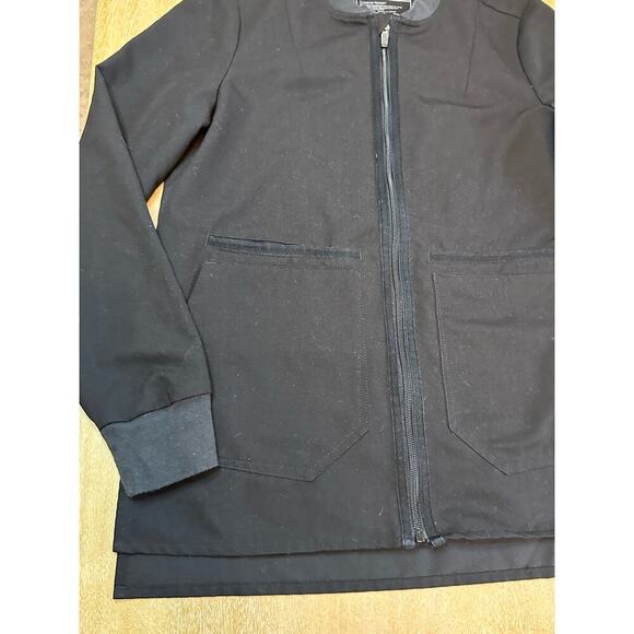 Figs Bellery Scrub Jacket in Black - Picture 2 of 6